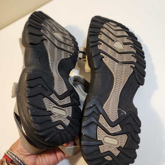 Nike ACG Vintage Men's Tan and Black Hiking Sandals with Rugged Grip Size 11 - Picture 4 of 14